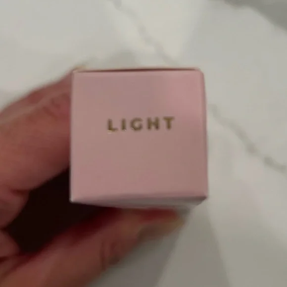 Pear Nova Pink Bronzer and Contour for Radiant Definition - Picture 2 of 2